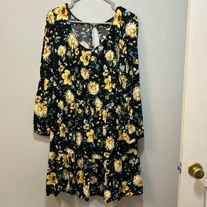 Floral mini dress from Torrid (Size 1/14-16). Well loved, but in good shape.
